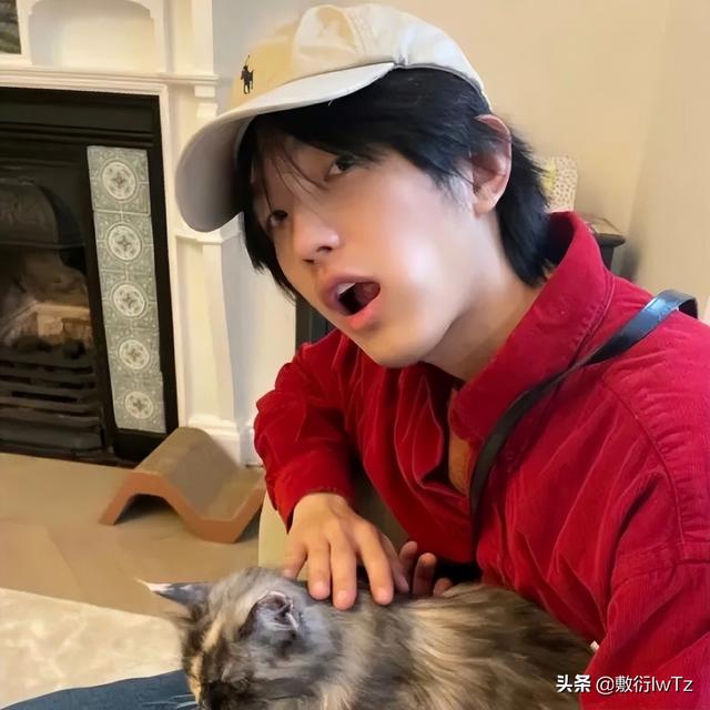 超级超级好看的头像，超超超超好看的头像（超级好看的微信头像）