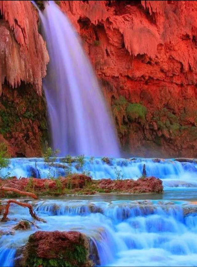 秋天是一个什么样的季节，秋天是一个什么样的季节写一段话（分享绝美秋色：叠翠流金）