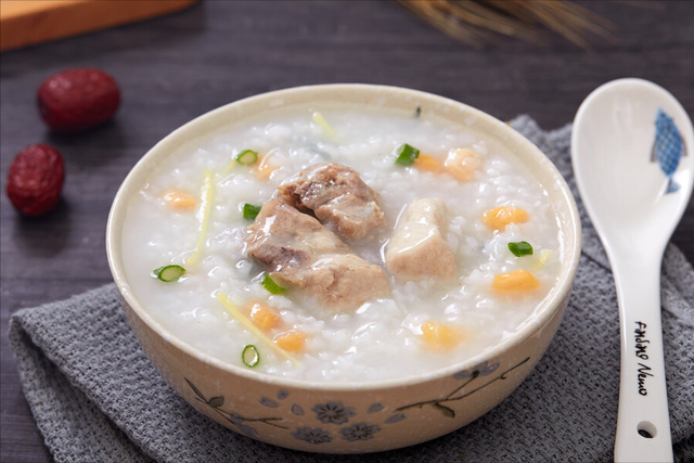 梅花骨头在猪身上什么位置，梅花骨猪什么位置图片（要分清脊骨、颈骨、前排、后排）