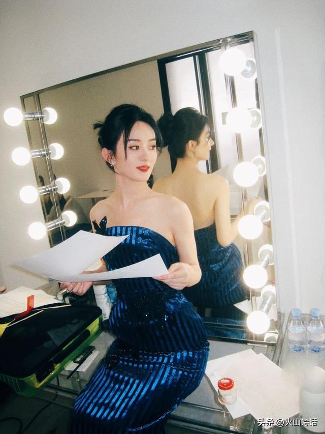 赵丽颖会唱歌吗，赵丽颖2006年唱歌（赵丽颖献唱春晚）