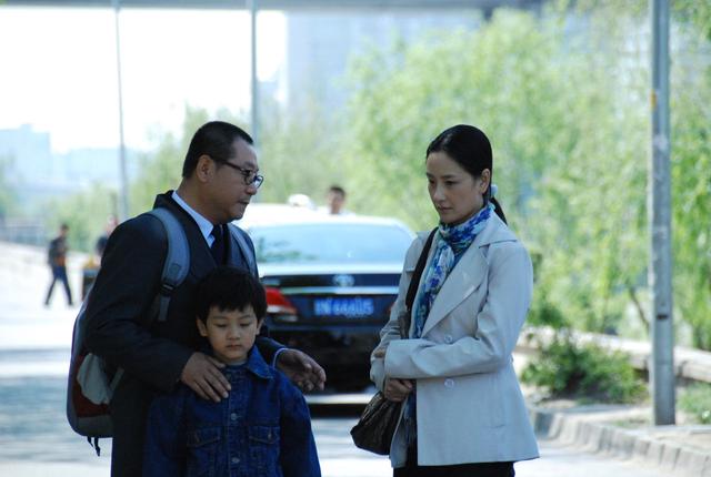 王学兵和孙宁离婚10年：一个3婚娶娇妻，一个未婚没孩子