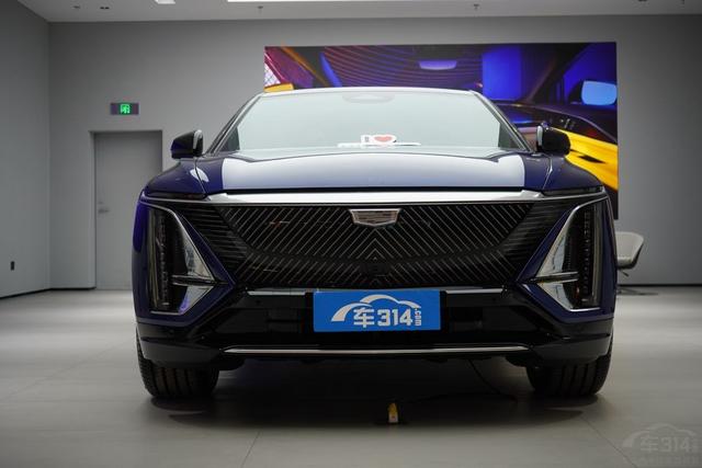 五六万买什么车最好，二手车五六万买什么车最好（蔚来EC7和凯迪拉克锐歌怎么选）