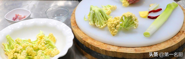 玉米不能和什么一起吃，哪些食物不能和玉米一起吃（建议多吃“4种补水菜”）