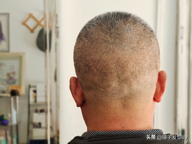 在家给男士剪头发步骤，在家给男士剪头发步骤图解（4种超短男士发型送给大家）