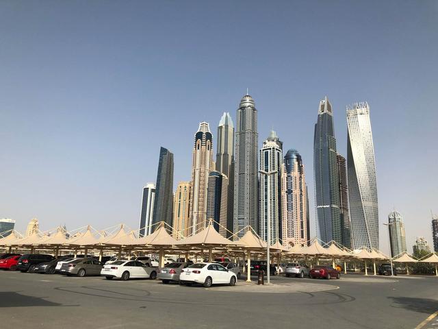 迪拜为什么那么有钱，为什么能从一片荒漠到世界最豪城市