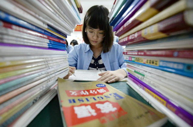 现在高考可以复读吗，现在还可以选择复读吗（高考禁止“复读”，真的定了）