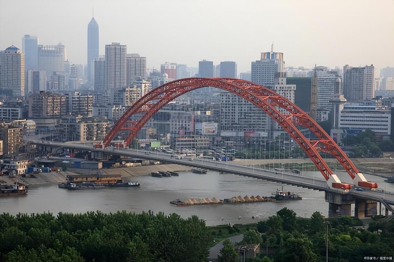 湖北大学附属中学（喜报）