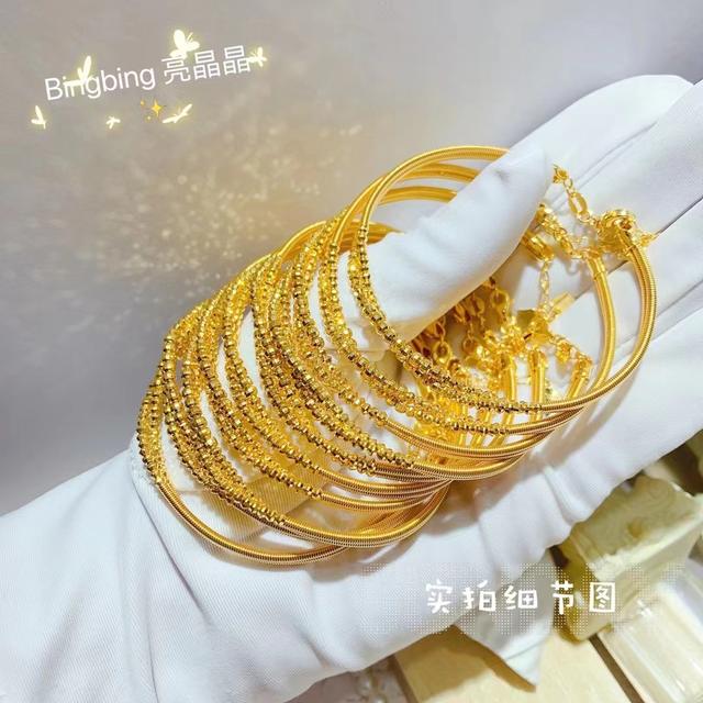 黄金一钱等于多少克，黄金的换算一钱等于多少克（黄金首饰多少钱一克）