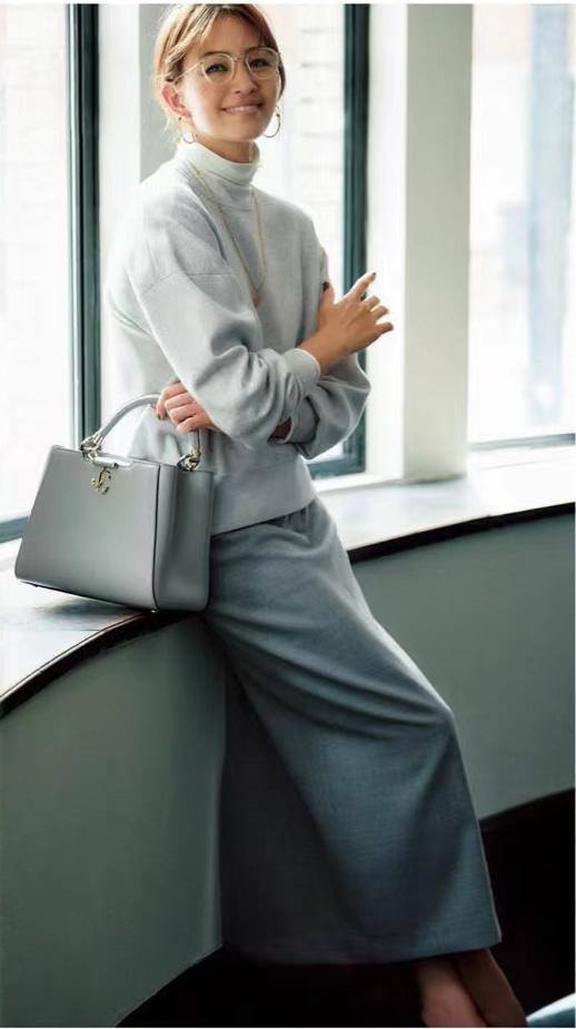 淑女的穿衣打扮，淑女的穿衣打扮描写（为什么必须强调“风格”）