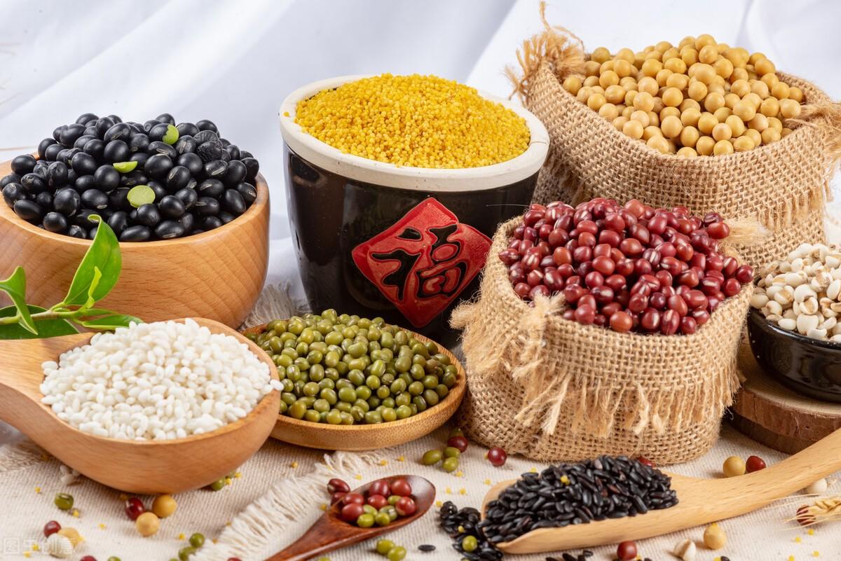 年龄越大,越要吃粗粮?建议50岁后,多吃这5种,身体硬朗精神好-图2