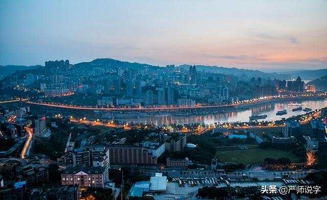 “穹”这个字怎么读，穹这个字念什么（邛、蓟、涪、涿、藁、邳、溧、嵊）