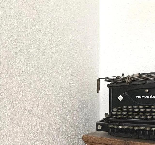 励志文字背景图/努力提升自己比指望他人要可靠，努力变优秀文字背景图（总有一条能触动到你）