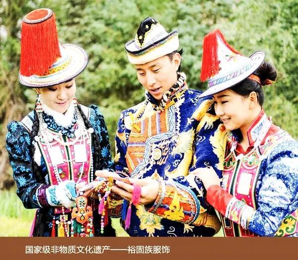 东乡族有什么风俗习惯，东乡族生活风俗（裕固族、东乡族、保安族等少数民族精美服饰文化）