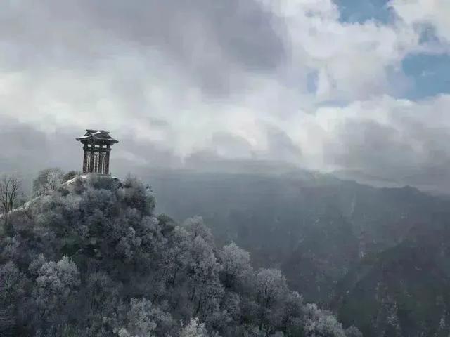 陕西省渭南市少华山景点，用美景温暖整个寒冬