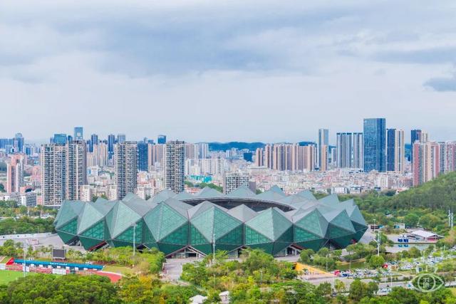 深圳有啥好玩的地方 排行榜，深圳有什么好玩的地方免费的（深圳必去的100个地方）