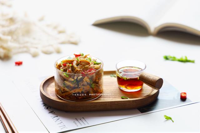 整只鸡怎么做好吃，整只冷冻鸡怎么做好吃（天冷我家最爱做的9道鸡肉菜）