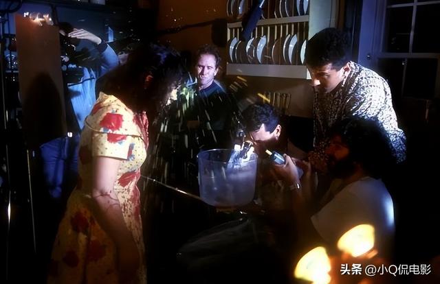 零差评的10部限制级电影，全程无尿点，一口气看完真过瘾