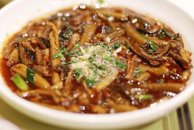 苏州旅游景点大全，苏州好玩的旅游景点（江南古镇、特色街区、绚丽之夜都在这）