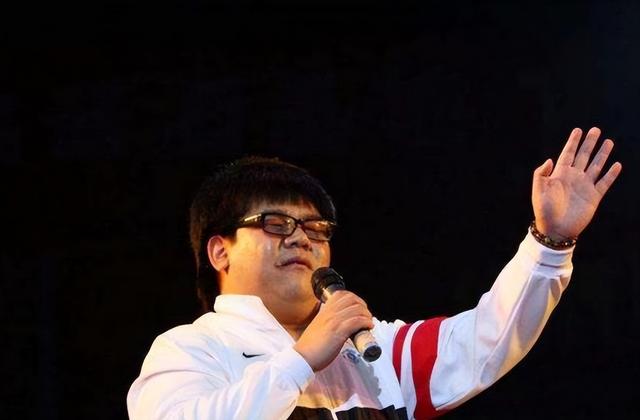 27岁盲人歌手杨光，终为自己的狂妄付出代价