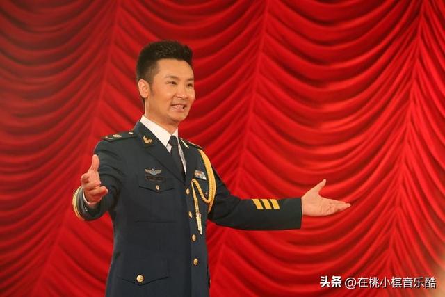 刘和刚和老婆相爱10年，刘和刚家中失窃百瓶老酒,娶小10岁娇妻儿女双全,租别墅为父母养老