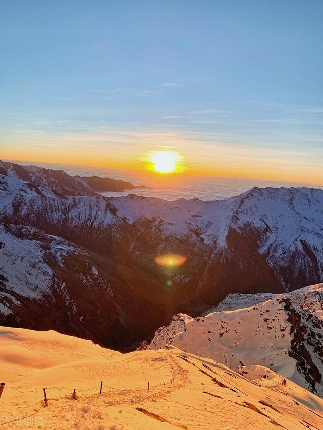 攀登雪山最佳路线图，盘点国内适合攀登的雪山