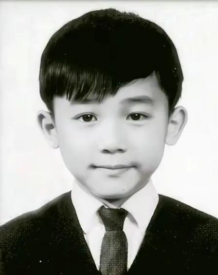 梁朝伟为什么爱刘嘉玲，梁朝伟不爱刘嘉玲（梁朝伟：绯闻女友众多）