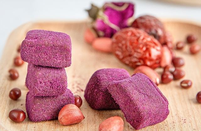 女人吃巴旦木好处，巴旦木的功效与作用（建议：女人别管有钱没钱，这5）