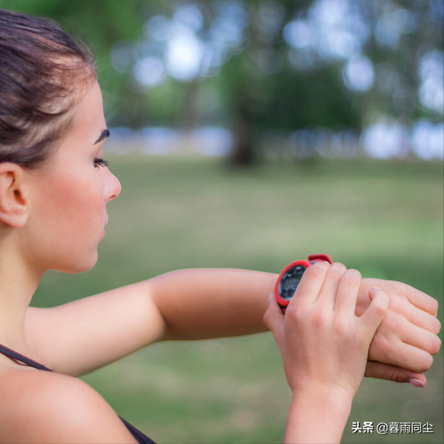 登山表有什么作用，登山表什么牌子好（户外手表的独特功能与选购要点）