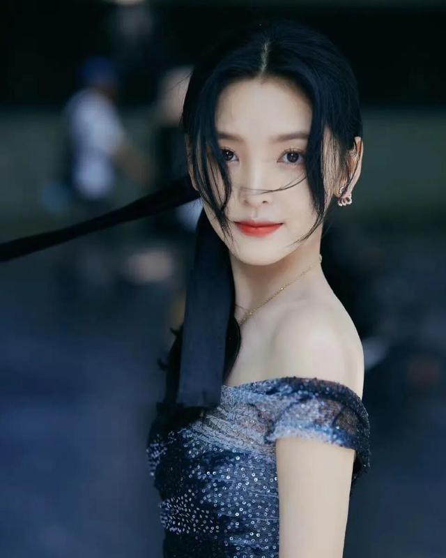 壁纸，章若楠，章若楠壁纸下载（明星壁纸<五十一>章若楠图片）