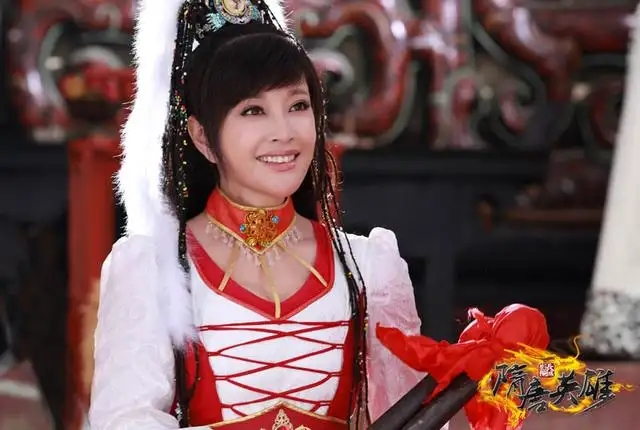 刘晓庆与小自己21岁的郑国霖，以及她入狱后重新站起来的前前后后