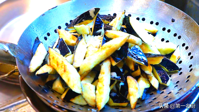 碱性食物排名第一名，世界最强碱性食物排行（也要吃的6种“碱性”菜）