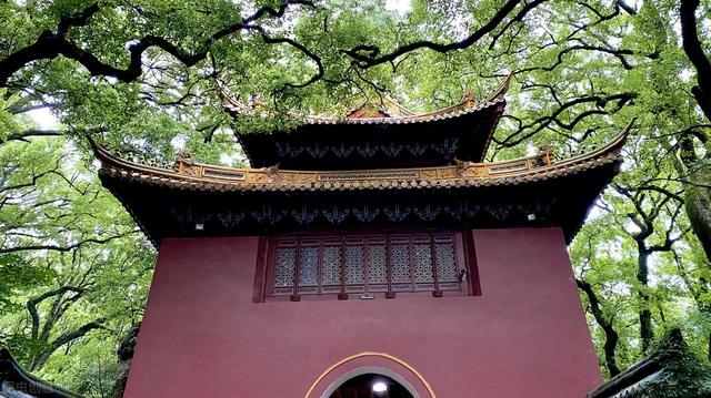 普陀山在哪里，普陀山在哪里坐船（走进普陀山）