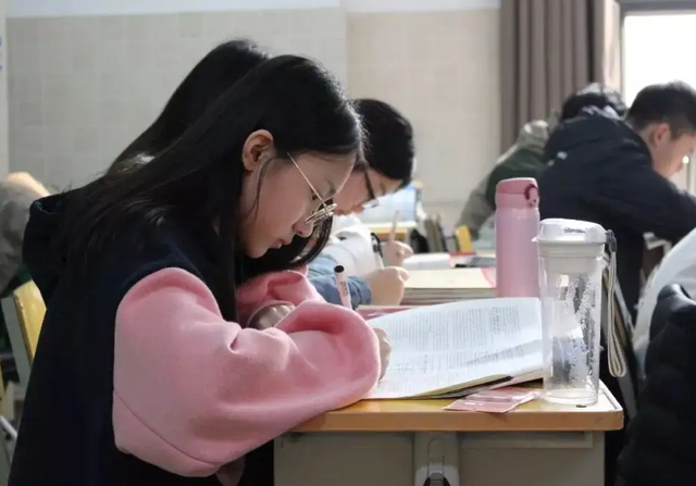 大连高考时间2022年具体时间，大连外国语大学学科评估结果排名（2022高考时间已敲定）