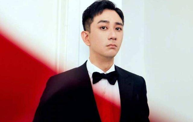 带火李诞，地位比肩郭德纲，曾经的脱口秀一哥王自健为何不火了？