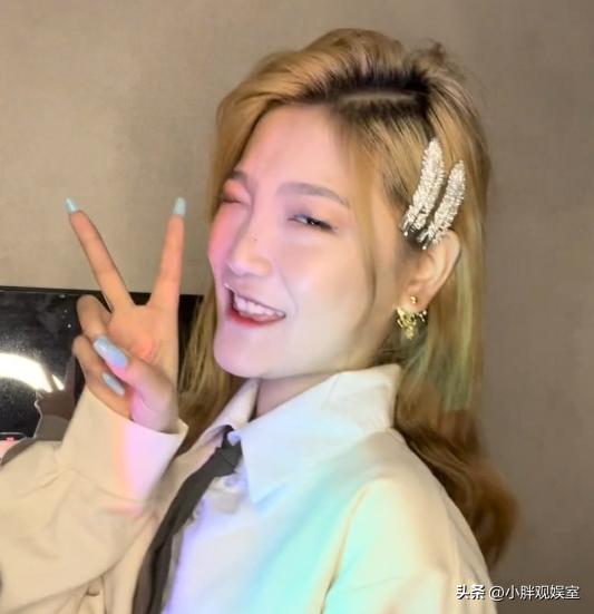 如今重新开始后,徐倩倩也凭借40条视频圈粉16万,视频获赞量也达到了77