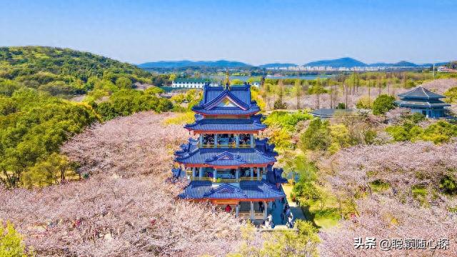 江苏旅游必去十大景点，江苏最受欢迎十大旅游景区（江苏旅游攻略：必去的十大景点）