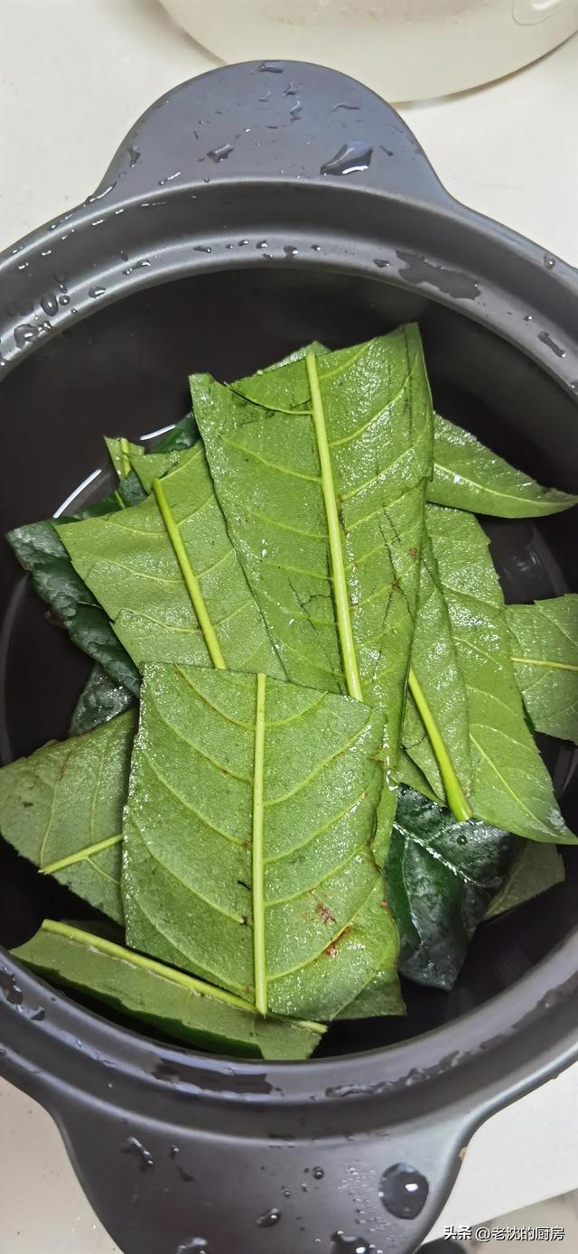 枇杷露的功效与作用，枇杷叶的功效与作用禁忌（自制冰糖竹叶枇杷止咳露）