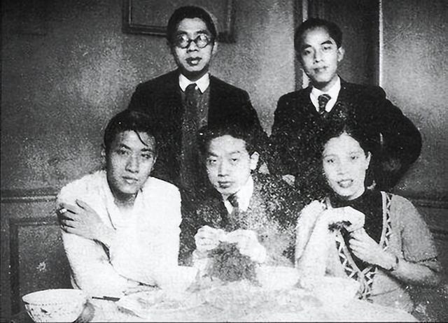 戴望舒是什么派诗人，戴望舒是什么派诗人新月诗派（戴望舒：让好友与妻同住一房）