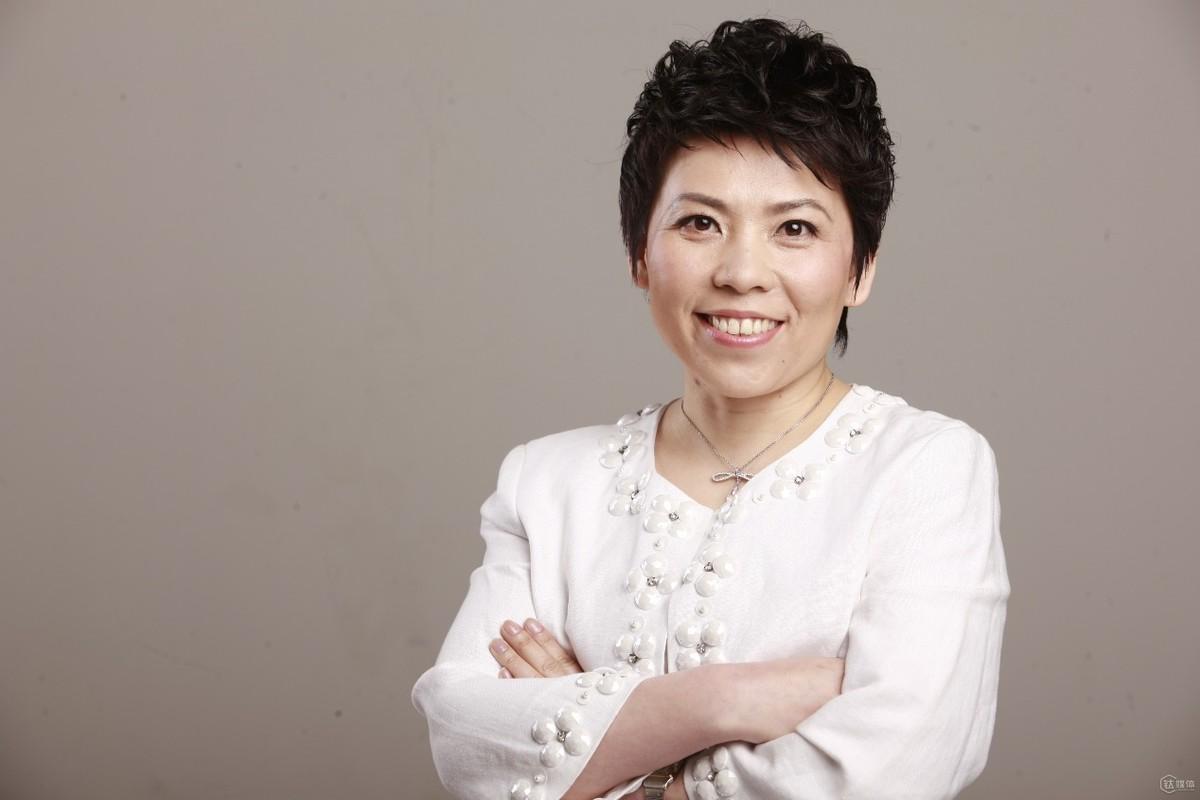 邓亚萍(国乒女王邓亚萍) - 青木春