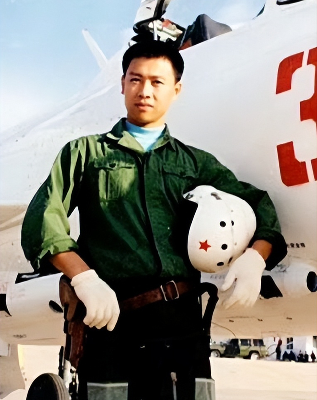 胡亚捷与妻子汤静：一边互相嫌弃，一边不离不弃，活成儿子的榜样