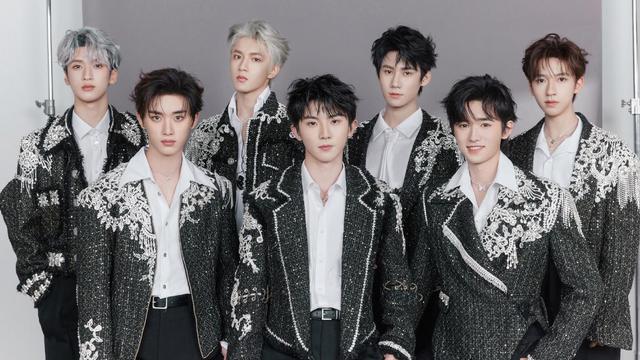 张杰谢娜最新消息，谢娜和张杰最新消息谢娜几个孩子（两大顶流男团加盟）