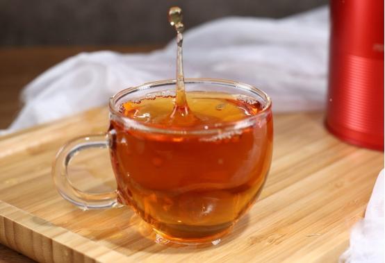 浓茶和淡茶的区别，浓茶的标准是什么（红茶和绿茶到底有何区别）