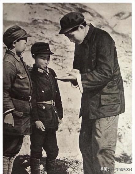 马克思主义指导思想，中国共产党为什么将马克思主义确立为指导思想（中国共产党指导思想之一毛泽东思想）