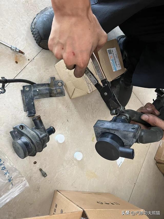 迈腾加什么机油最适合最好，迈腾用什么机油好40还是30（大众迈腾为毛会烧机油）