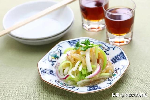 晚饭几点吃最好，几点吃晚饭最好（还决定你的健康和寿命）