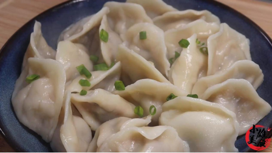 冷冻的饺子怎么煮，冷冻饺子怎么煮（冷水下锅还是开水下锅）