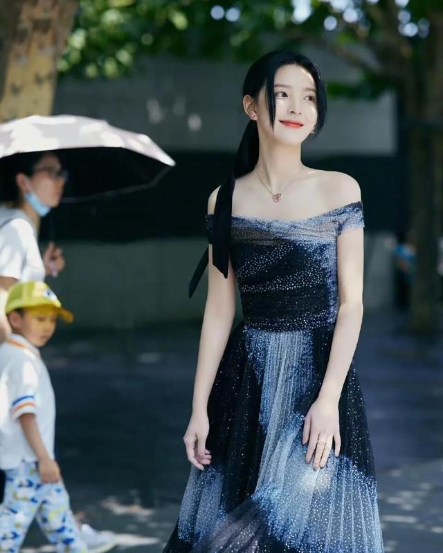 壁纸，章若楠，章若楠壁纸下载（明星壁纸<五十一>章若楠图片）