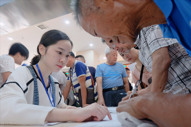 75年今年多大岁了，75年出生属多少岁（1975年属兔的在2024年好不好）