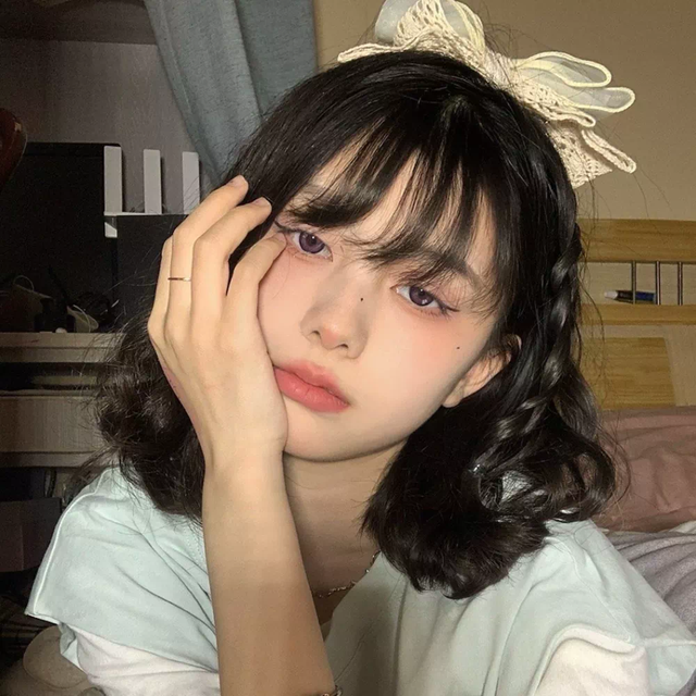 枯燥难过的头像微信，枯燥难过的头像（臭宝，该换微信头像啦）