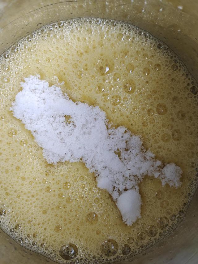 如何做沙拉酱，沙拉酱制作方法视频（自制沙拉酱，简单又快捷）